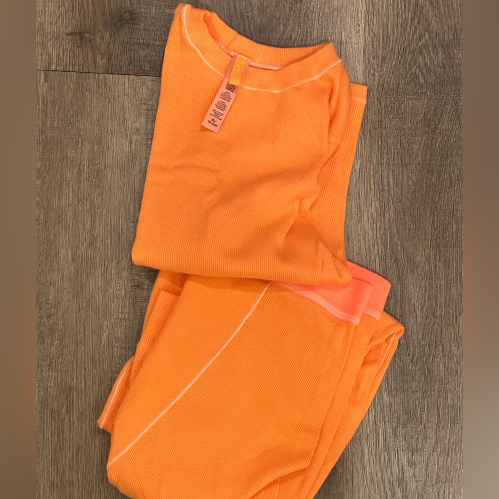 Orange ribbed SKIMS set